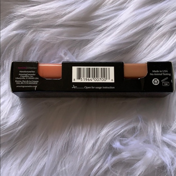 Amazing Cosmetics Corrector in medium-deep - Picture 4 of 6